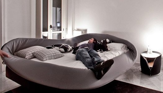 Кровать Col-Letto является последним проектом бренда Lago