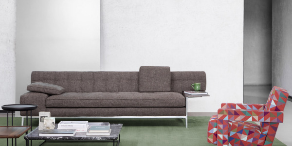Дизайнер Филипп Старк представил новый диван Volage EX-S